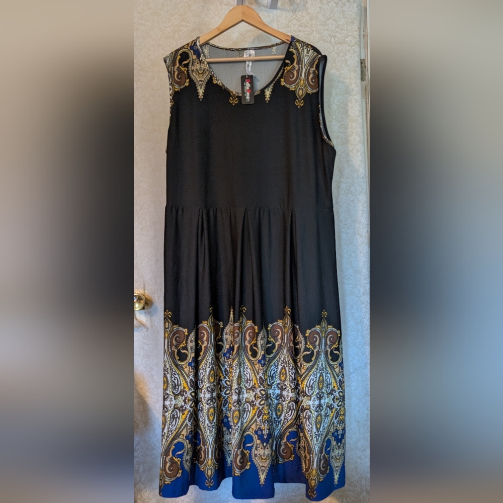 NWT Bella Berry 4X Sleeveless Dress Black w Paisley‎ Print.